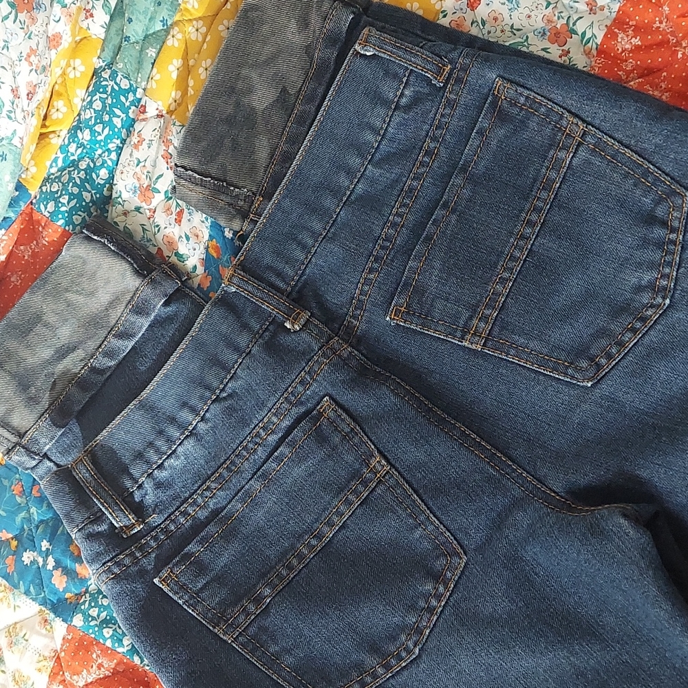 Epic Threads Jeans - Picture 4 of 4